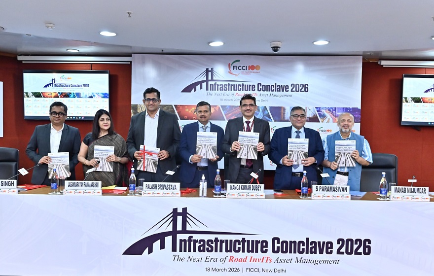 फिक्की-क्रिसिल रिपोर्ट: 2030 तक रोड़ इनविट्स का आकार दोगुने से भी ज़्यादा बढ़कर ₹5.45 लाख करोड़ होने की उम्मीद