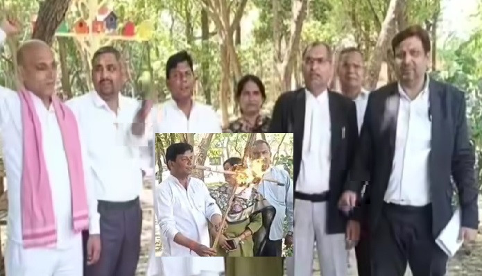 असम के मुख्यमंत्री की कांग्रेस अध्यक्ष मल्लिकार्जुन खरगे के खिलाफ अमर्यादित टिप्पणी, कांग्रेस ने पुतला फूंका