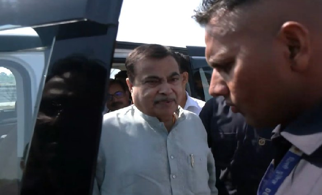 दिल्ली- देहरादून इकोनॉमिक कारिडोर, प्रधानमंत्री द्वारा उद्घाटन से पहले केंद्रीय मंत्री नितिन गडकरी ने किया निरीक्षण, प्रगति पर जताया संतोष