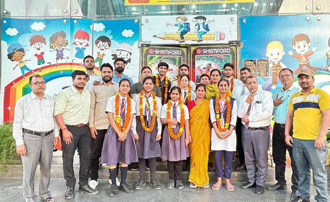 अदनान 97 प्रतिशत के साथ टॉपर: शेम्फोर्ड फ्यूचरिस्टिक स्कूल का शत-प्रतिशत रिजल्ट