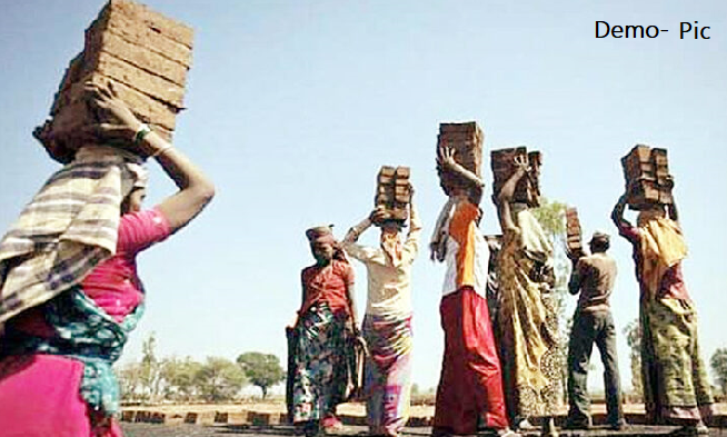 मजदूरों के हालात पर सरकारें कब गंभीर चिंतन करेगी