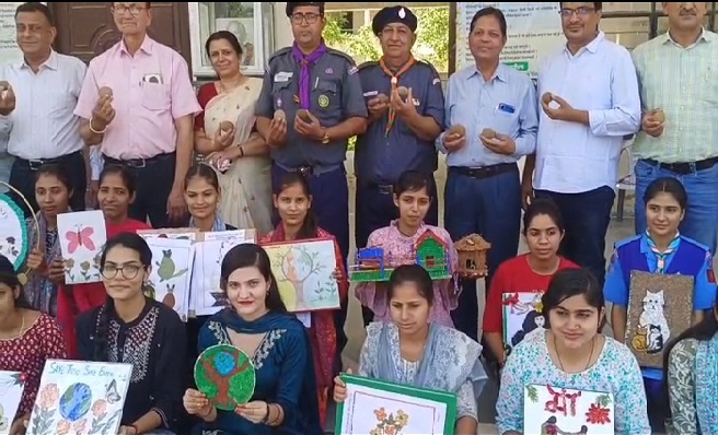 राजस्थान राज्य भारत स्काउट गाइड जिला मुख्यालय झुंझुनू- विश्व पृथ्वी दिवस पर लगाए परिंडे पक्षियों के लिए पानी की महत्ती आवश्यकता- शर्मा
