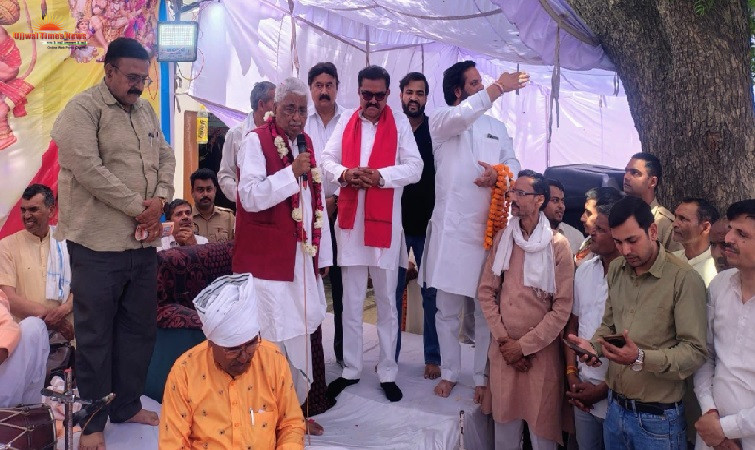 प्रदेश में सपा सरकार आते ही भगवान् परशुराम प्राकट्य दिवस का होगा अवकाश: माता प्रसाद पांडेय