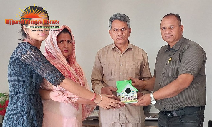 गोरैया संरक्षण व पौधारोपण की मुहिम से जुड़े भाजपा के पूर्व जिलाध्यक्ष सूरजपाल गुर्जर