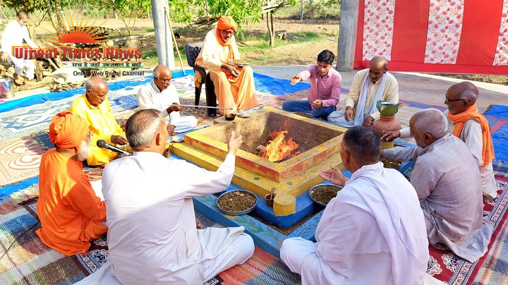 महापुरुषों के आदर्श अपनाने से होगा कल्याण: स्वामी आत्मानंद