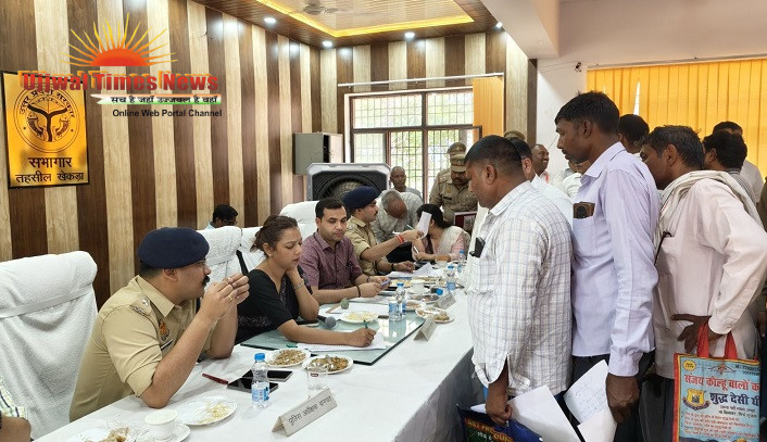 जिलाधिकारी की अध्यक्षता में खेकड़ा तहसील संपूर्ण समाधान दिवस संपन्न