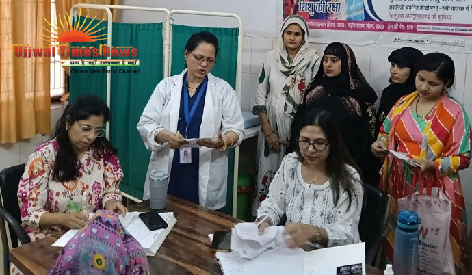 प्रधानमंत्री मातृत्व सुरक्षा दिवस पर सीएचसी खेकड़ा पर 65 गर्भवती महिलाओं की जांच, 12 हाईरिस्क केस मिले