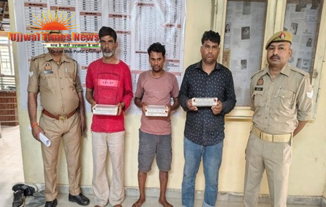 नौहझील थाना पुलिस ने यमुना एक्सप्रेसवे के सर्विस रोड से टैंटीगांव डकैती मामले में वांछित मुन्ना और सुमित को गिरफ्तार