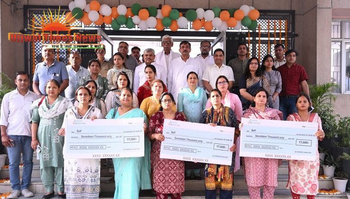 सरकारी स्कूलों में अनुदेशकों की बड़ी भूमिका, प्रदेश सरकार ने 9 हजार से 17 हजार किया मानदेय,अनुदेशकों के खिले चेहरे