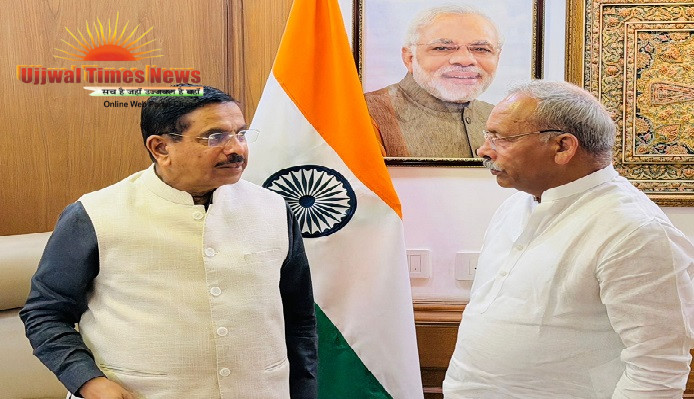 गन्ना किसानों के हक में सांसद राजकुमार सांगवान ने केंद्रीय मंत्री प्रह्लाद जोशी से मिलकर रखीं चार मांगें