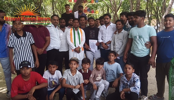 मूलभूत सुविधाओं से वंचित खिलाड़ियों ने जिला मुख्यालय पर किया प्रदर्शन, कांग्रेस का मिला साथ,जिलाधिकारी ने जल्द सुविधाएं मुहैया कराने के दिए निर्देश