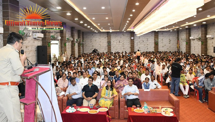 पानीपत इंस्टीट्यूट आफ इंजीनियरिंग द्वारा दिगम्बर जैन इंटर कॉलेज में मेधावी छात्र- छात्राओं को किया गया सम्मानित
