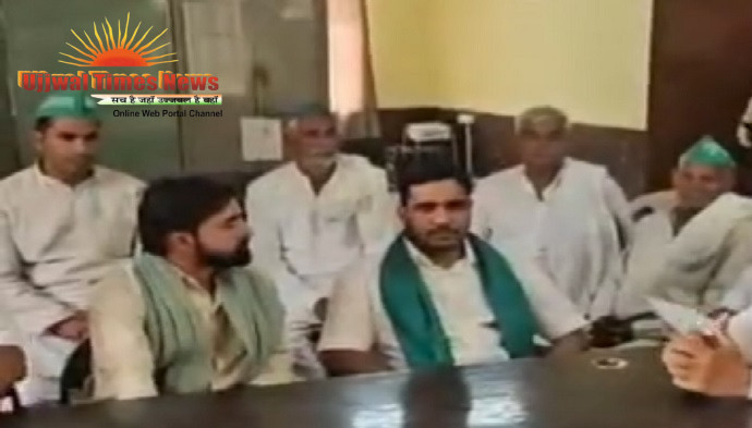 किसान मजदूर संगठन द्वारा डीआईओएस कार्यालय का घेराव, अनेक मांगों से संबंधित सौंपा ज्ञापन