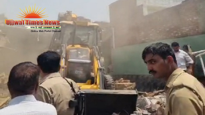 एलएमसी की जमीन में अवैध रूप से बनी मस्जिद पर चला बुलडोजर, न्यायालय के आदेश पर हुई कार्रवाई