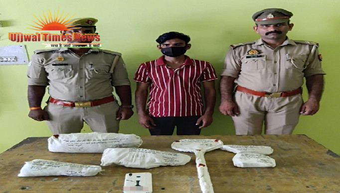 पीआरवी की सूचना पर पत्नी के हत्यारे पति को चांदीनगर पुलिस ने किया गिरफ्तार, हत्या में प्रयुक्त हथियार बरामद