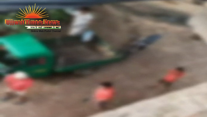घर के बाहर नाली सफाई कर रही युवती पर टिप्पणी का विरोध करने पर घर में घुसकर परिजनों पर हमला, भाई घायल