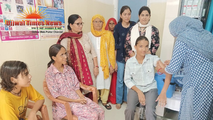 एचपीवी टीकाकरण में झुंझुनूं ने बनाया नया रिकॉर्ड, एक दिन में 1005 किशोरियों को लगी वैक्सीन; अब तक 10,994 बालिकाओं का हुआ टीकाकरण