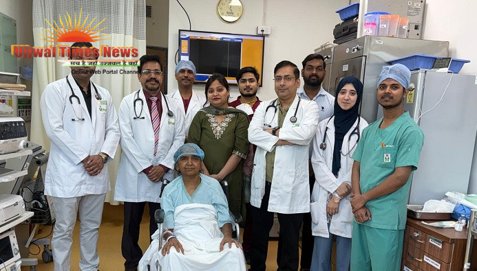 फोर्टिस शालीमार बाग ने होल लंग लेवेज प्रक्रिया की मदद से 57-वर्षीय महिला मरीज के फेफड़ों की दुर्लभ बीमारी का किया सफल उपचार
