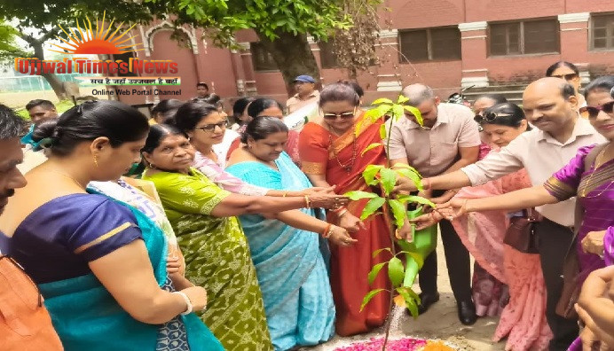प्रहलाद नगरी जन कल्याण समिति ने आर आर इंटर कॉलेज परिसर में किया भव्य पौधरोपण