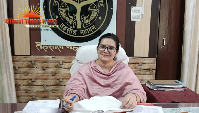 नवनियुक्त एसडीएम प्रजाक्ता त्रिपाठी ने संभाला महावन तहसील का कार्यभार, चार उपजिलाधिकारियों के कार्यक्षेत्र में बदलाव से प्रशासनिक व्यवस्था को मिलेगी नई गति