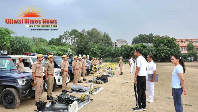 रिजर्व पुलिस लाइन का एसएसपी श्लोक कुमार ने किया निरीक्षण, परेड, डायल-112 और आवासीय परिसर की व्यवस्थाओं का लिया जायजा; अनुशासन और बेहतर पुलिसिंग पर दिया जोर