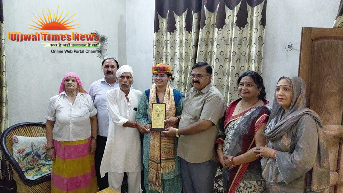 चौधरी चरण सिंह विश्वविद्यालय में द्वितीय स्थान पाने पर तनीषा धामा का सर्व खाप 360 चौधरियों ने किया सम्मान
