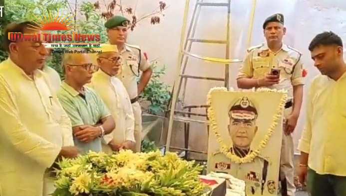 त्रिपुरा के डीजीपी अनुराग धनखड़ का राजकीय सम्मान के साथ अंतिम संस्कार, नम आंखों से दी गई अंतिम विदाई