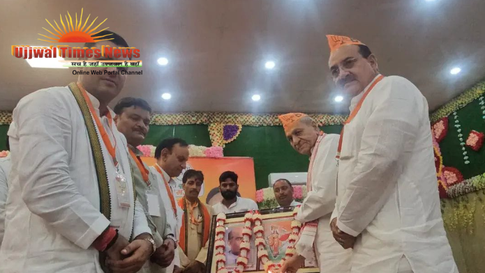 बूथ संगठन को धार देने में जुटी भाजपा, छाता सम्मेलन में 2027 चुनाव की रणनीति पर जोर
