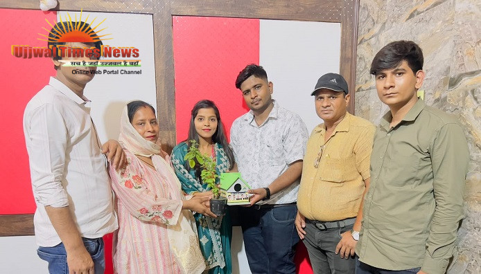'विवाह संस्कार में पौधारोपण संस्कार' अभियान: नवदंपति ने लिया पर्यावरण संरक्षण का संकल्प, तुलसी का पौधा व चिड़ियाघर किया गया भेंट