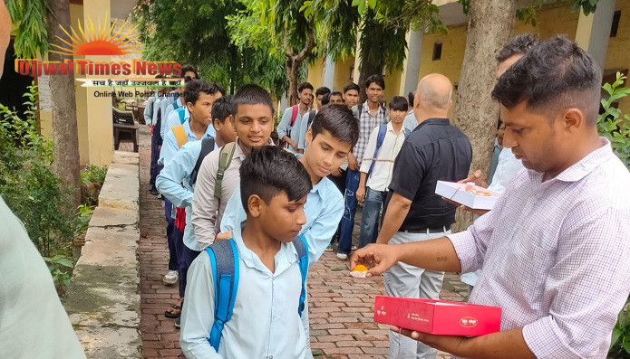निर्भय आश्रम में श्रद्धा और भक्ति के साथ मनाया गया गुरु पूर्णिमा महोत्सव, गुरु को बताया जीवन का सच्चा पथ प्रदर्शक