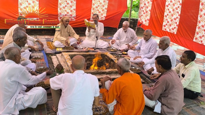 गुरु पूर्णिमा पर महर्षि वेद व्यास वानप्रस्थ आश्रम में राष्ट्र कल्याण स्वस्ति यज्ञ, आचार्य विजयपाल शास्त्री बोले— देवपूजा, संगतिकरण और दान से होता है मानव कल्याण