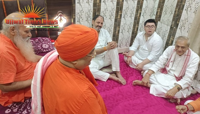 बड़ागांव पहुंचे कैबिनेट मंत्री लक्ष्मी नारायण, किया अद्वैत तपस्वी आश्रम में गुरु पूजन, लिया आशीर्वाद
