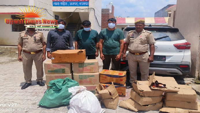 दो कारों में लाई जा रही हरियाणा मार्का की 26 पेटी देसी शराब सहित तीन गिरफ्तार