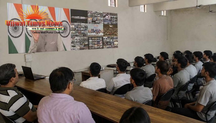 नशे से नहीं, संकल्प से बनेगा विकसित भारत: एमएम डिग्री कॉलेज में गूंजा प्रधानमंत्री का संदेश, युवाओं ने लिया नशामुक्ति का संकल्प