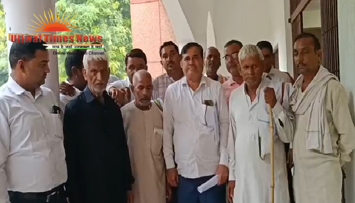 कोसीखुर्द के ग्रामीणों ने जिलाधिकारी को सौंपा ज्ञापन, सरकारी भूमि के अभिलेखों की जांच और कार्रवाई की मांग