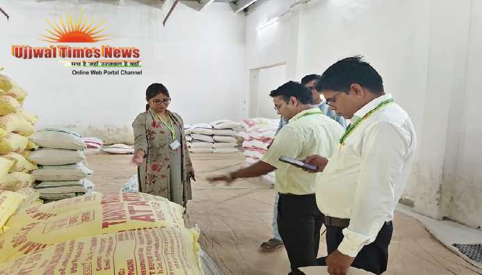 मिठाई की दुकान पर गंदगी में रखा मिला 400 किलो पेड़ा, खाद्य विभाग ने मौके पर कराया नष्ट