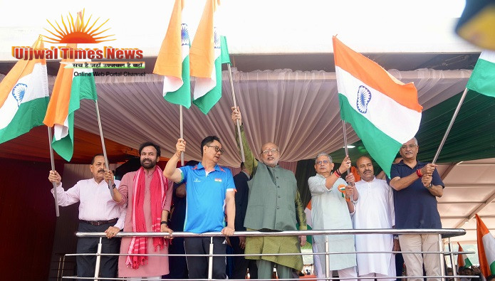 हर घर तिरंगा अभियान अब जन आंदोलन बन गया है, यह वंदे मातरम की भावना को दर्शाता है : उपराष्ट्रपति