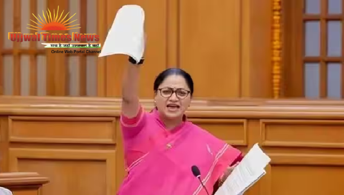 दिल्ली की बिजली कंपनियों पर 38 हजार करोड़ का वित्तीय बोझ, CM रेखा गुप्ता बोलीं- जनता पर नहीं डालेंगे भार; केजरीवाल सरकार पर साधा निशाना