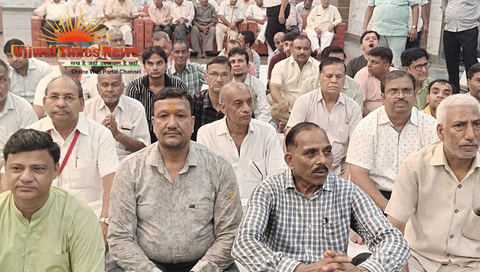 सौंदर्य प्रसाधनों के बढ़ते इस्तेमाल से पशु हिंसा को मिल रहा बढ़ावा : आर्जव सागर महाराज