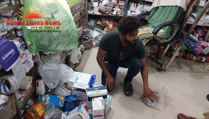 बाजार पुलिस चौकी से चंद कदम दूर आबिद के मशहूर मेडिकल स्टोर में लाखों की चोरी, 75 हजार नकद और महंगी दवाइयां ले गए बदमाश