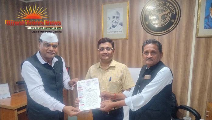 मऊनाथ भंजन की समस्याओं के शीघ्र समाधान को लेकर उपकास प्रतिनिधिमंडल ने एडिशनल कमिश्नर से की वार्ता