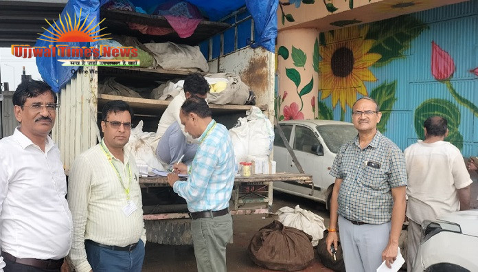 5 विधिक नमूने संग्रहित कर 210 किग्रा मावा कराया नष्ट , 43 किग्रा स्किम्ड मिल्क पाउडर किया सीज , एफआईआर दर्ज