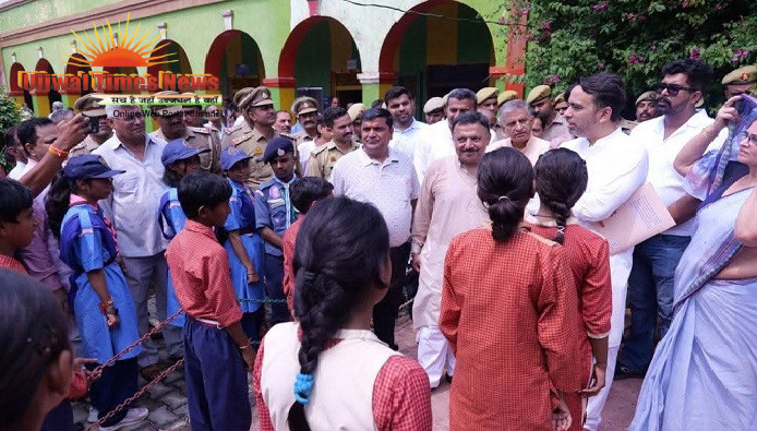 खेकड़ा पहुंचे जयंत चौधरी, लाइब्रेरी का किया उद्घाटन, खिलाड़ियों से किया संवाद