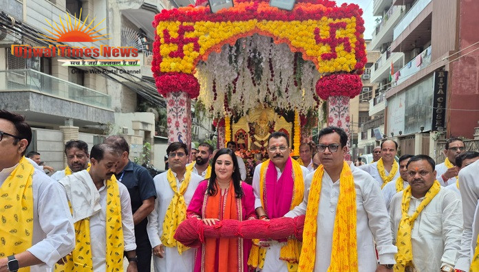 झंडेवाला देवी मंदिर में धूमधाम से मनेगी श्रीकृष्ण जन्माष्टमी, शोभायात्रा में उमड़ा श्रद्धा का सैलाब