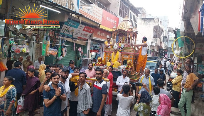 श्रीकृष्ण जन्माष्टमी पर भव्य रथयात्रा, जयकारों से गूंजा खेकड़ा नगर