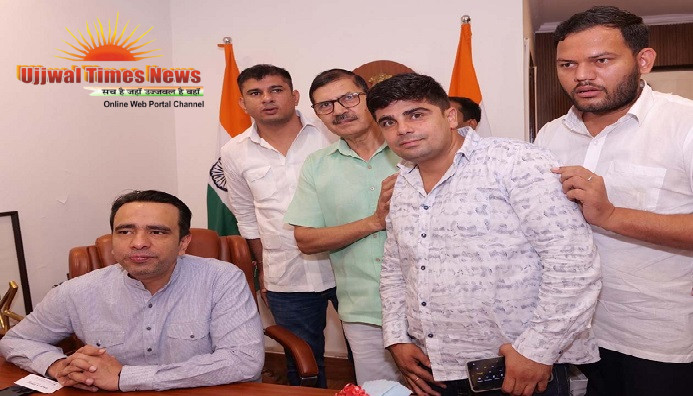 खेकड़ा में उद्योग और रोजगार बढ़ाने की मांग, केंद्रीय मंत्री जयंत चौधरी से मिला प्रतिनिधिमंडल