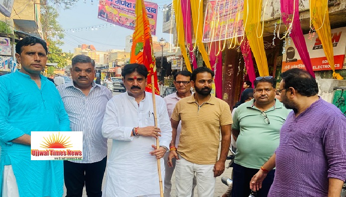 रामलीला मंचन की तैयारियों का शुभारंभ, विधि-विधान से हुआ झंडा पूजन और भूमि पूजन