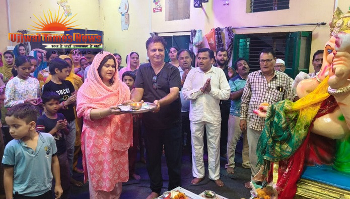 गणपति के चंद्रभाल स्वरूप की पूजा कर श्रद्धालुओं ने मांगी देश की समृद्धि व वैभव