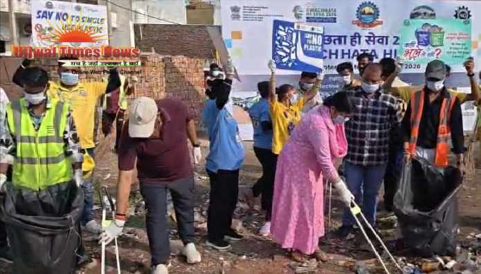 नालियों, सड़क किनारों और सार्वजनिक स्थलों पर विशेष फोकस, गंदगी मिलने पर तत्काल कराई जा रही सफाई