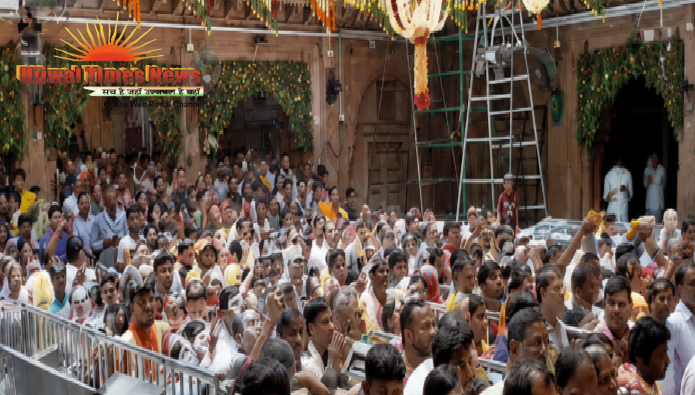 दर्शन के दौरान मची अफरा-तफरी, बांके बिहारी मंदिर का वीडियो सोशल मीडिया पर वायरल